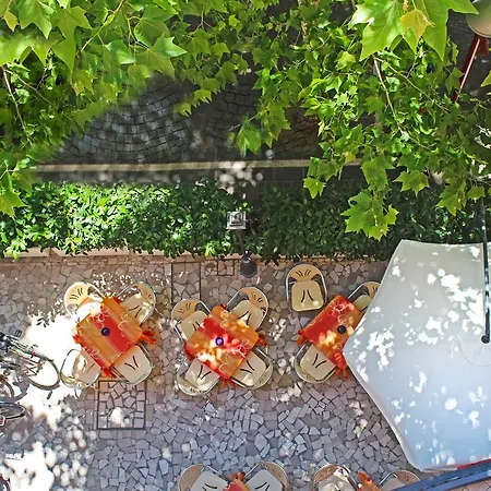 Silvia Hotel