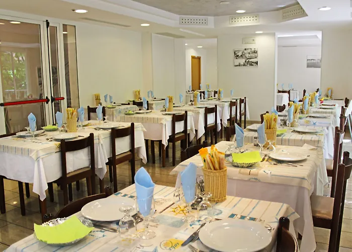 Hotell Hotel Silvia Misano Adriatico