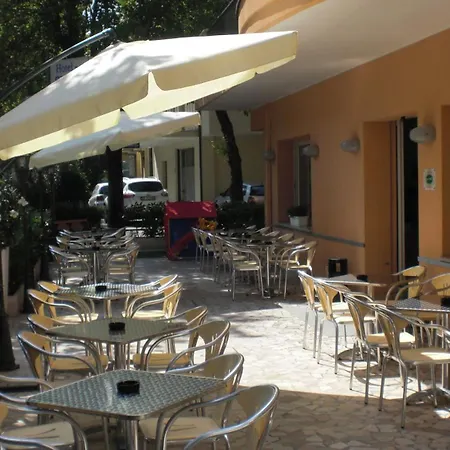 Hotel Hotel Silvia 3*