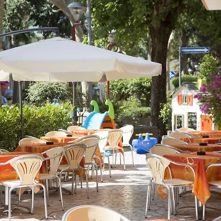 Hotel Silvia Hotel 3*